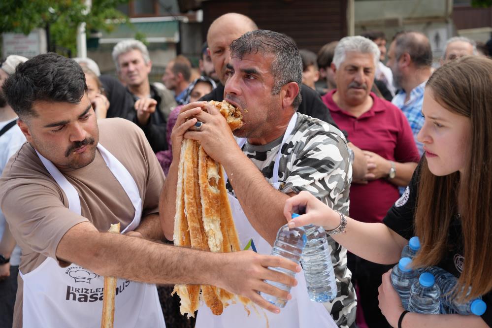 Börek Yeme