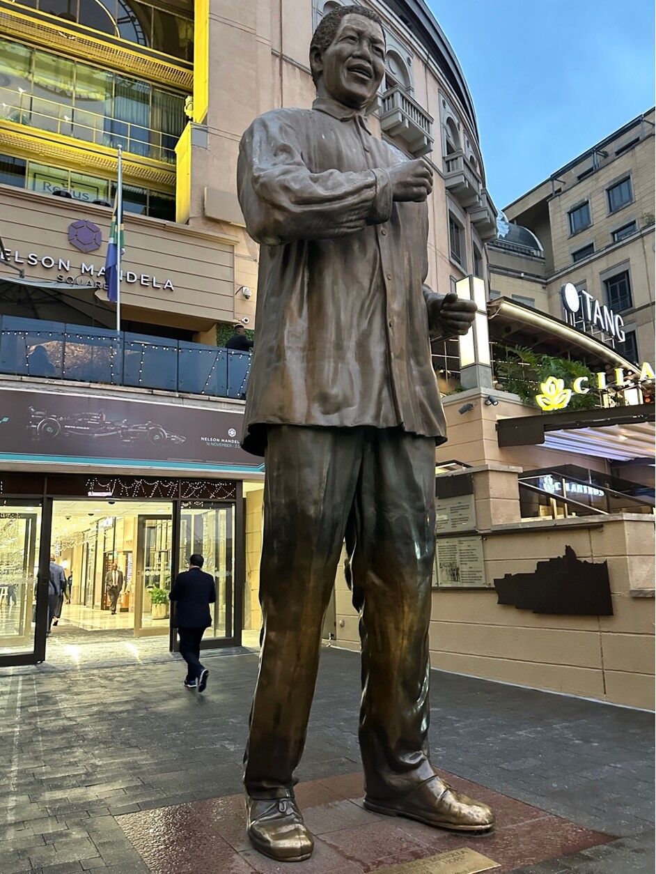 Mandela Heykeli