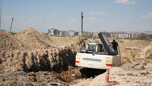 Yol Çalişmasi