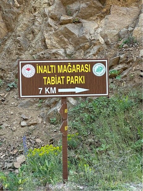 Inalt Mağarası