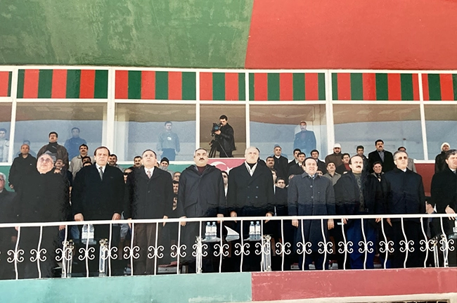 Isa Parlak-24