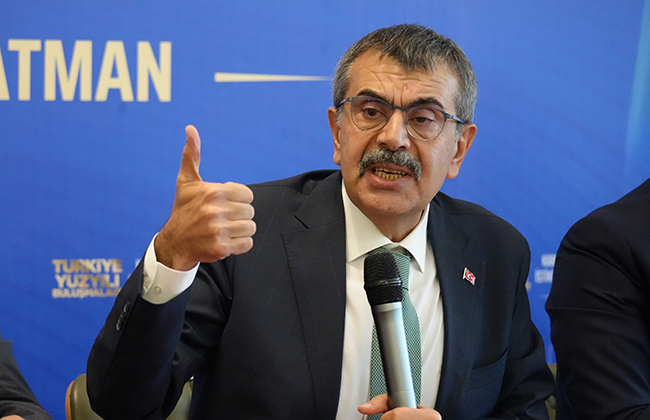 Bakan Tekin-3