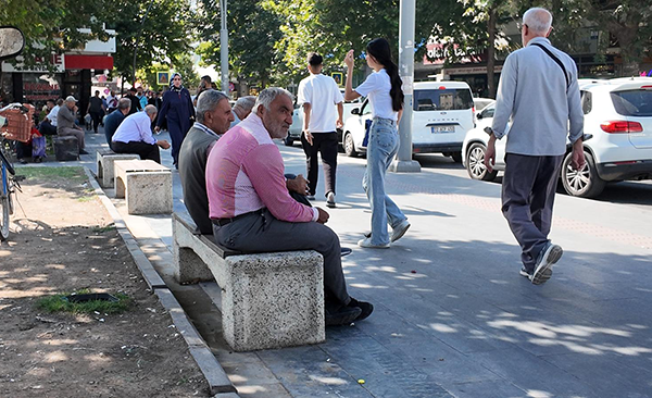 Cumhuriyet Meydanı Iş Bekleyenler