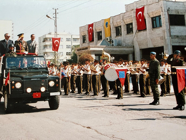 Bayram Tören
