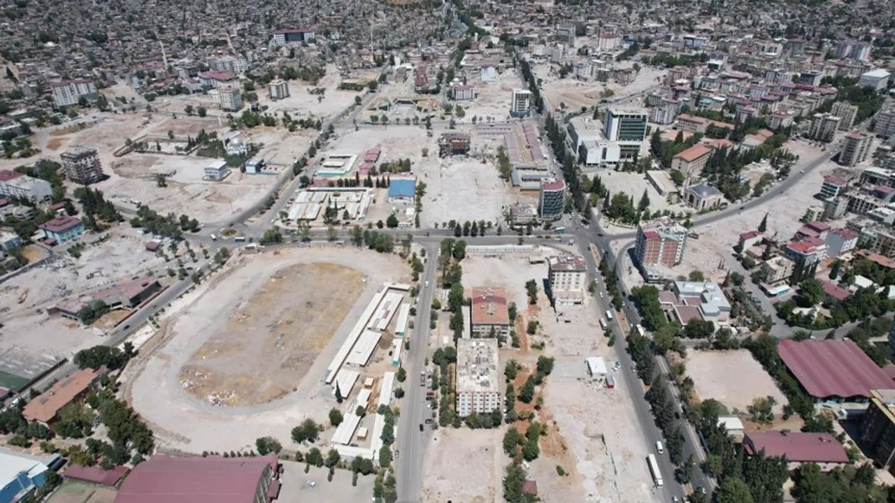 Depremin üzerinden 6 ay geçti, Kahramanmaraş'ın son durumu görüntülendi