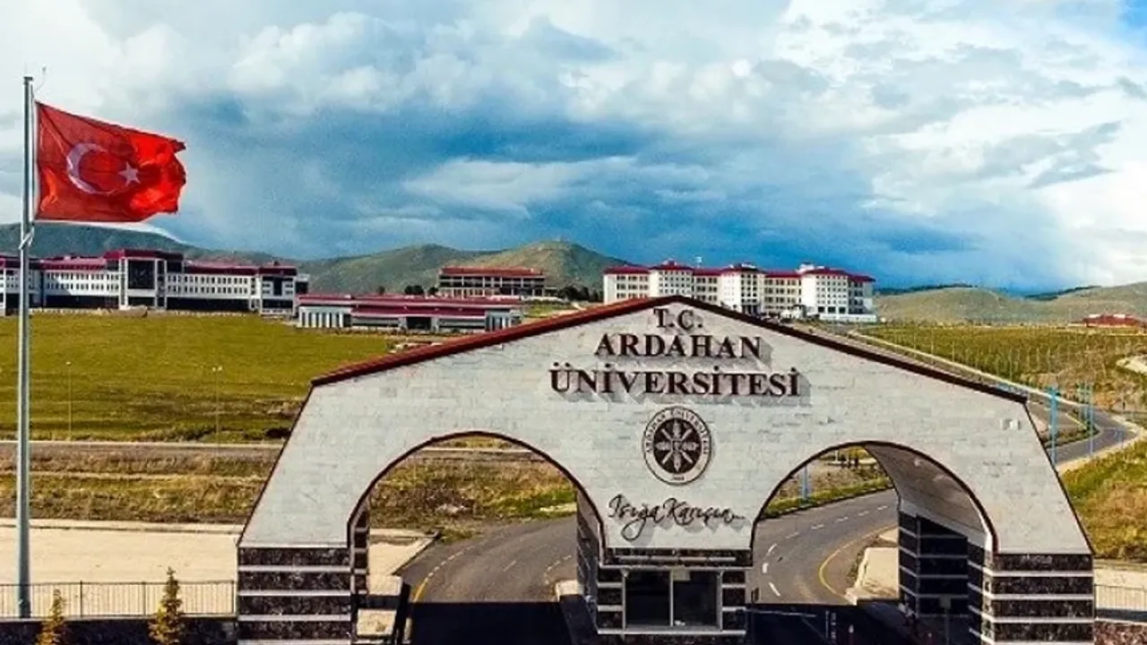 Ardahan Üniversitesi 33 Sözleşmeli Personel alacak
