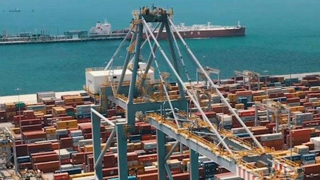 Dış ticaret açığı Kasım ayında yüzde 32,6 azaldı