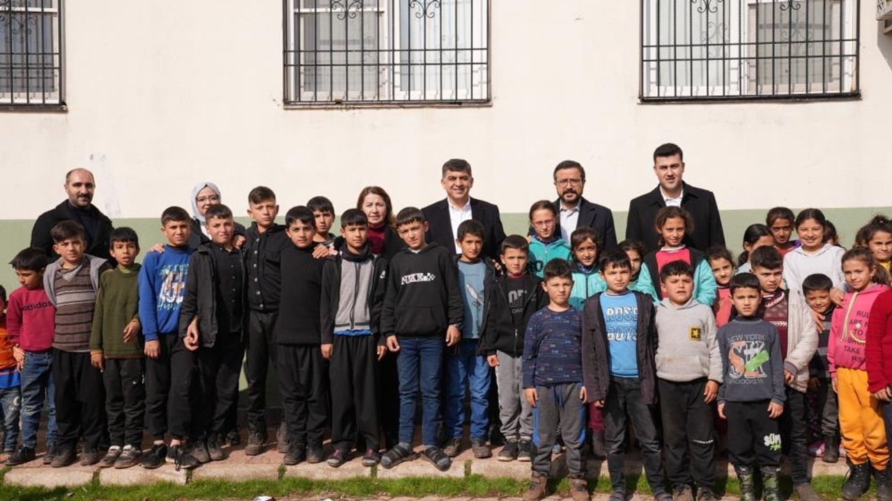 Kırsal mahallelerden Başkan Fadıloğlu'na tam destek