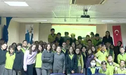 Öğrencilere geri dönüşüm eğitimi
