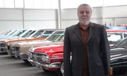 KLASİK OTOMOBİL MERAKINI KOLEKSİYONA DÖNÜŞTÜRDÜ
