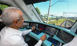 “Milli elektrikli trenimizden sonra milli hızlı trenimizi de yapıyoruz”