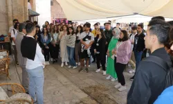 Bu üniversite öğrencileri bir hafta önce çağırdı