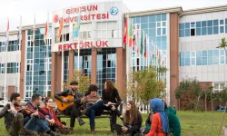 Giresun Üniversitesi 30 Sözleşmeli Personel Alıyor