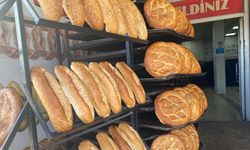 Günde 1000 ekmeği ücretsiz dağıtıyor