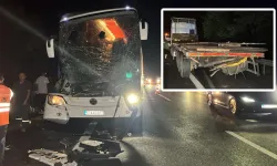 Otobüs tıra arkadan çarptı: 25 yaralı