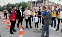 Ambulans şoförlerine güvenli sürüş eğitimi