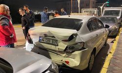 Babasının arabasını kaçıran çocuk mahalleyi savaş alanına çevirdi