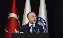 "Kamuda sendikalaşma oranı 2002'de yüzde 50'den bugün yüzde 75,2'ye yükselmiş durumda"