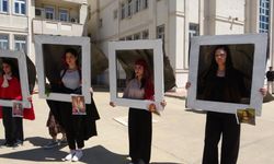 Batman’da öğrenciler atıklardan 'Yürüyen Tablolar' yaptı