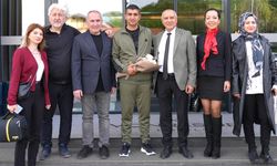 Boluspor taraftarı Petrol’e ‘başarı’ diledi