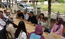 Gercüş Kaymakamı öğrencilerle kahvaltıda bir araya geldi