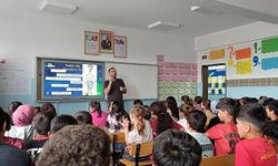 Ortaokul öğrencileriyle bilim söyleşisi gerçekleştirildi