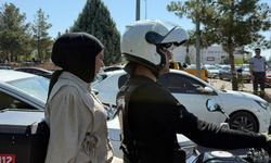 Kimliğini ve giriş belgesini unutanların imdadına polis yetişti