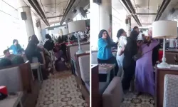 Kadınların kavgasında bardaklar havada uçuştu
