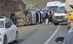 Yüksekova-Van kara yolunda kaza: 5 yaralı