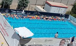 Portatif havuzda 250 çocuk eğitim görüyor
