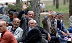 Bakan Işıkhan'dan en düşük emekli aylığı açıklaması