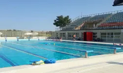Havuz ve denize girerken kulak zarına dikkat
