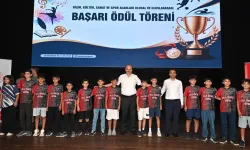 Batman’da başarılı öğrenciler ödüllendirildi