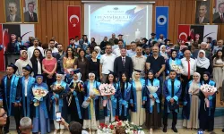 BÜ’DE HEMŞİRE ADAYLARI YEMİN EDEREK MEZUN OLDU