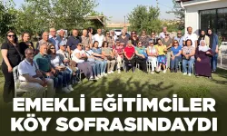 Mersin öğretmen okulu mezunları, Akça-Tilmiz’deydi