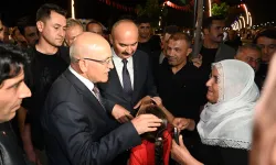 BAKAN VE VATANDAŞIN KÜRTÇE SOHBETİ VİRAL OLDU
