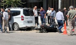 Batman'da motosiklet ile iki otomobil çarpıştı: 2 yaralı