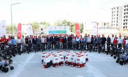 Çiftçilere tarım alet ve ekipmanı desteği
