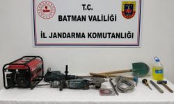 Jandarmadan kaçak kazı operasyonu! 4 şüpheli suçüstü yakalandı