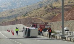 Batman'da sürücü, takla atan otomobilden burnu bile kanamadan çıktı