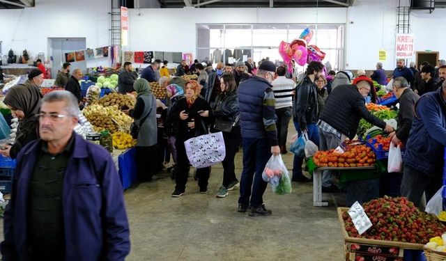 Hanehalkının 12 ay sonrası yıllık enflasyon beklentisi yüzde 43,75 oldu