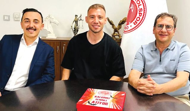 Deneyimli eldiven, sözleşme tazeledi