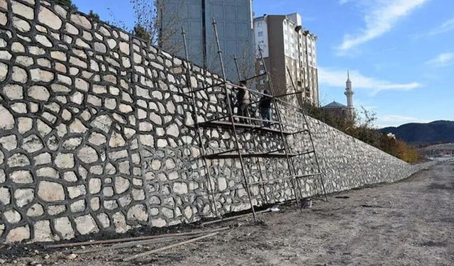 İSTİNAT DUVARI İŞLERİ YAPTIRILACAKTIR