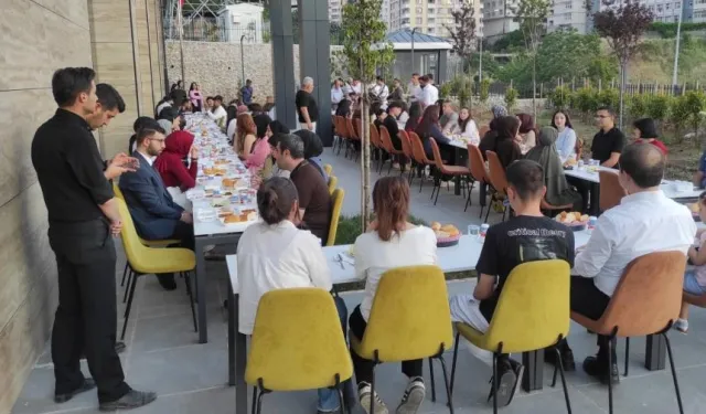 YKS’ye girecek öğrencilere moral programı düzenlendi