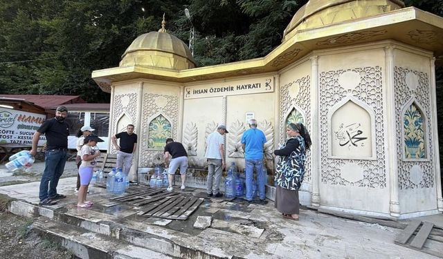 Bu su için şehir dışından geliyorlar