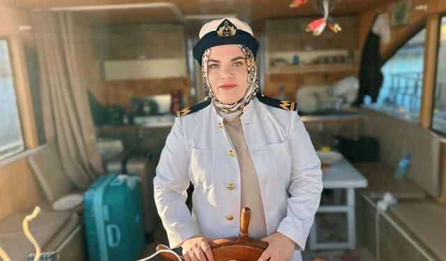 Van Gölü'nün ilk kadın kaptanı: Dümen artık ona emanet