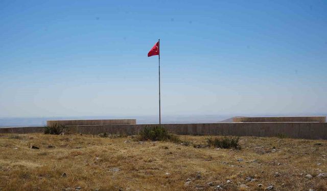 Evliyafakı köyü 105 yıldır şehitlerle birlikte yaşıyor