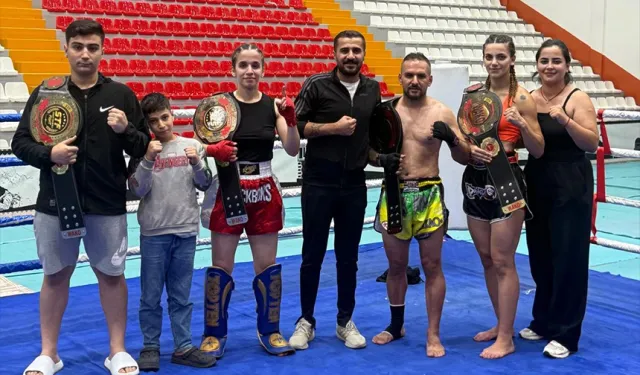 GALİBİYET KEMERLERİYLE DÖNDÜLER