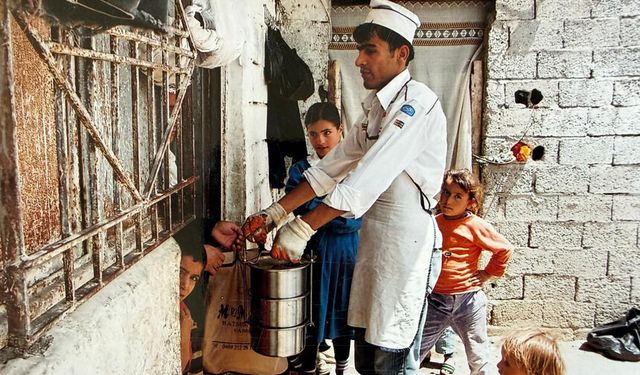 2000'LERDE EVLERE YEMEK SERVİSİ