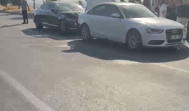 Batman'da iki otomobil çarpıştı: 4 yaralı